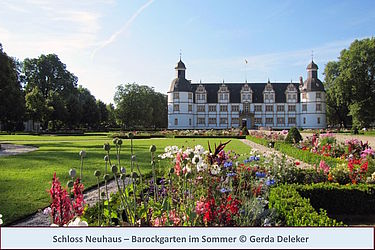 Schloss Neuhaus – Barockgarten im Sommer © Gerda Deleker