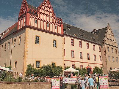 Schloss- & Gartenmarkt“ Schloss Trebsen