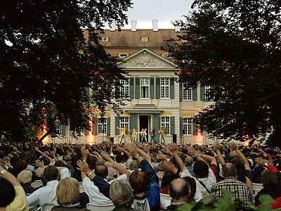 Klangparktag im Privatgarten - Schloss und Park Dennenlohe