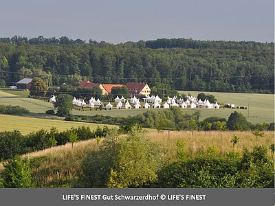 Besucher bei LIFE'S FINEST auf Gut Schwarzerdhof