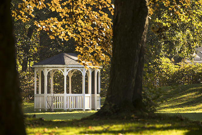 Schloss Hertefeld, Pavillon im Schlosspark