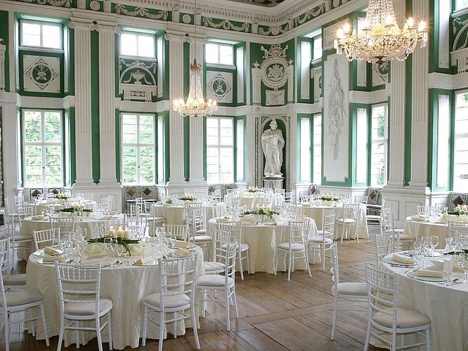 Fürstliche Abtei Amorbach, Grüner Saal