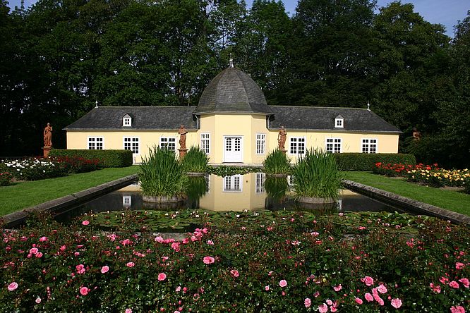 Schloss Berleburg, Standesamtliche Trauung in der Orangerie