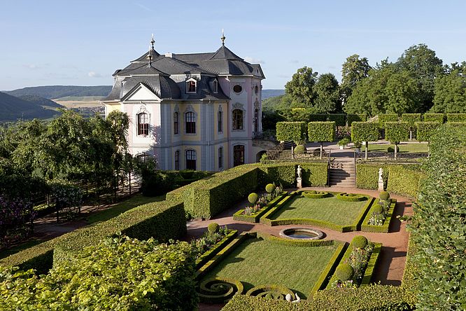 Dornburger Schlösser, Rokokoschloss mit Schlossgarten
