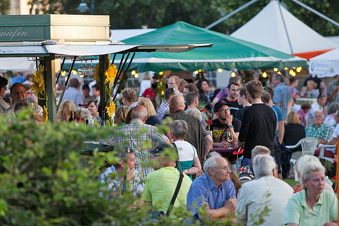 Hamelner Weinfest im Bürgergarten