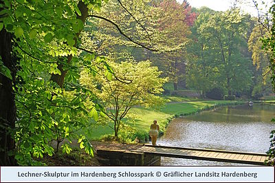Lechner-Ausstellung "Alltagsmenschen" im SchlossPark in Nörten-Hardenberg