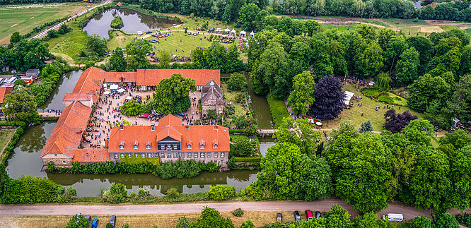 Rittergut Remeringhausen, British Weekend, Luftbild