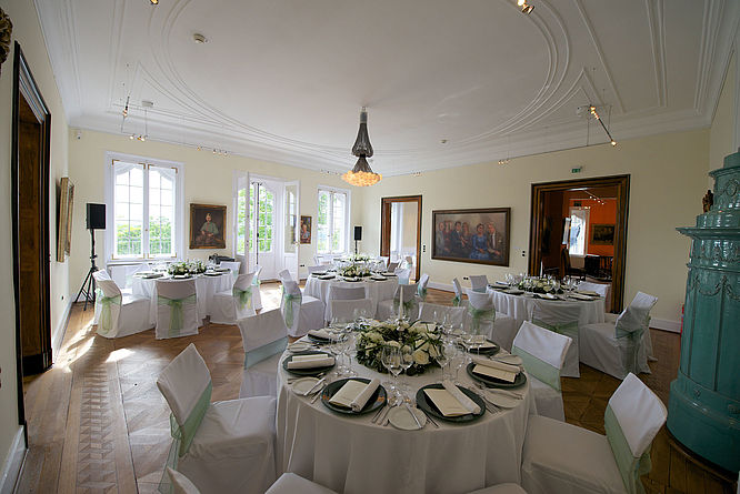 Schloss Callenberg, Beletage, Salon mit Ausgang zum Balkon