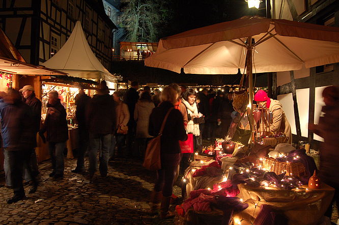 Schloss Schönstein, Weihnachtsmarkt im Schlosshof