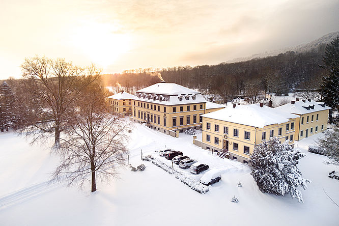 Jagdschloss Springe, Schlossansicht, Winter-Luftaufnahme