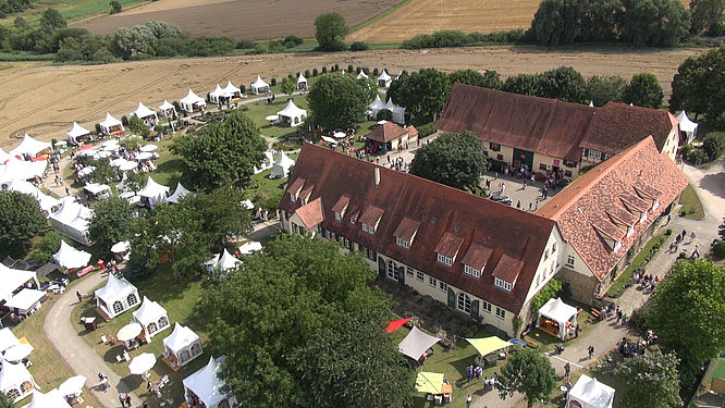 LIFE'S FINEST - Der edle Markt im Park Gut Schwarzerdhof