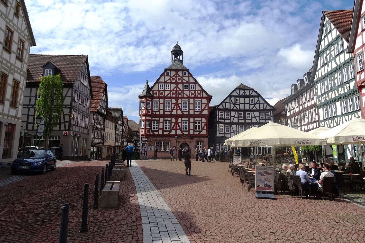 Fachwerkstadt Grünberg, Marktplatz mit Rathaus