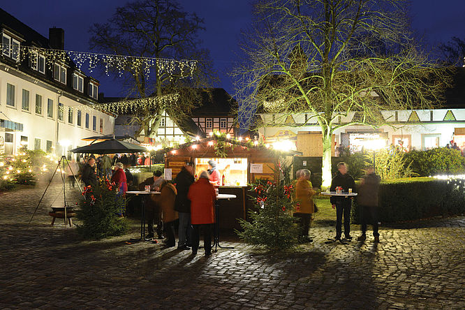 Weihnachtsmarkt auf Schloss FÜRSTENBERG