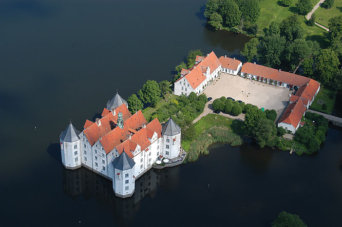 Schloss Glücksburg aus der Luft