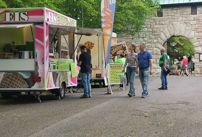 Burg &  Park Ohrdruf, Markt im Park Impressionen