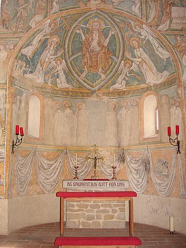 Burg Katzenstein, Heiraten in der Burg-Kapelle des Hl. St. Laurentius mit Fresken aus dem 12. Jahrhundert, bis 50 Personen. (alle Konfessionen)